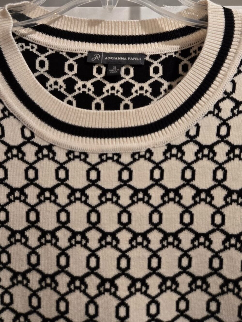 Adrianna Papell Black Cream Pattern Knit Top XL Women Short Sleeve Sweater Chic